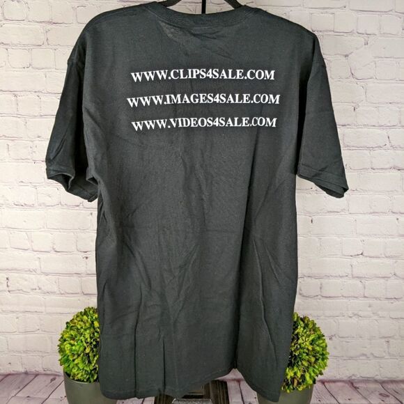 Gildan Graphic Black Tee. Never worn. - Picture 2 of 5